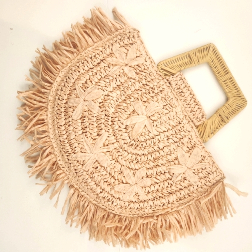 Fringed Woven Straw Handbag
